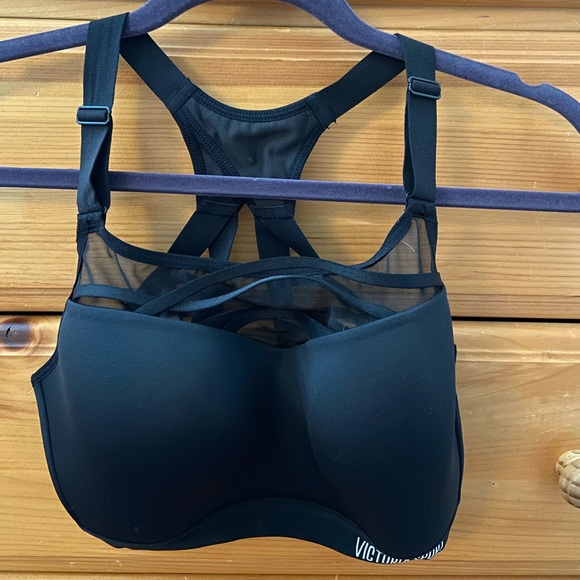 Victoria's Secret sports bra 32DDD black